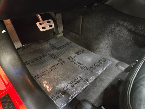 Used 2001 Chevrolet Corvette Convertible w/ Preferred Equipment Group2 image 17