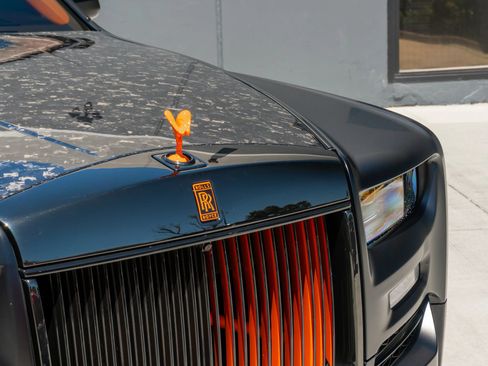 Used 2026 Rolls-Royce Phantom Sedan RWD image 35