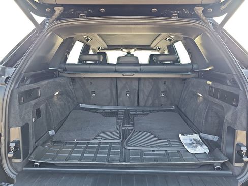 Used 2022 BMW X5 xDrive40i w/ Premium Package AWD/4WD image 27