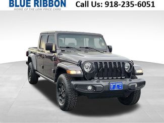 Used 2022 Jeep Gladiator Willys video 1
