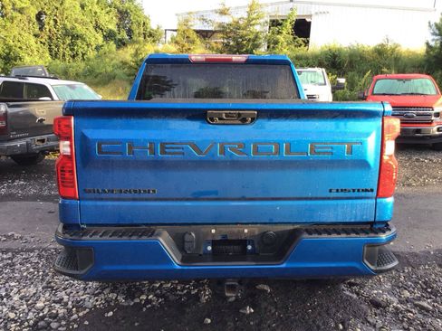 Used 2023 Chevrolet Silverado 1500 Custom w/ LPO, Dark Essentials Package RWD image 3