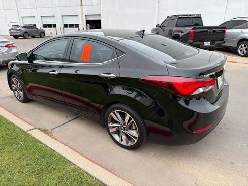 Used 2014 Hyundai Elantra Limited w/ Option Group 03 FWD image 4