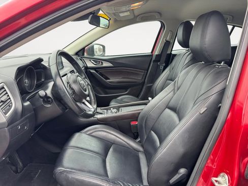 Used 2018 MAZDA MAZDA3 Touring image 9