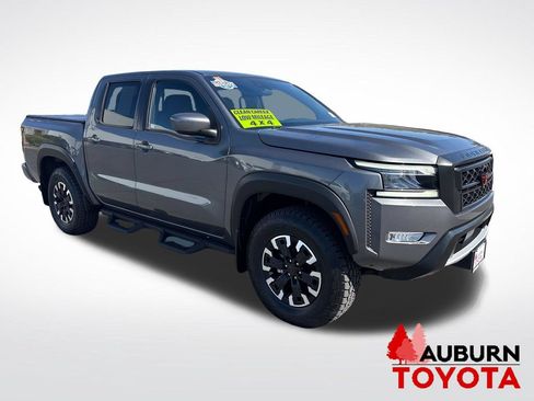 Used 2023 Nissan Frontier PRO-4X w/ Technology Package AWD/4WD image 3
