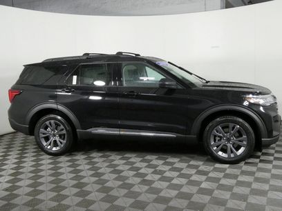 New 2025 Ford Explorer Active w/ Active Comfort Package