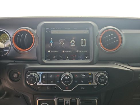 Used 2023 Jeep Gladiator Mojave w/ Cold Weather Group AWD/4WD image 19