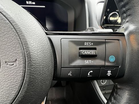 Used 2022 Nissan Rogue Platinum w/ Head-Up Display Package image 20