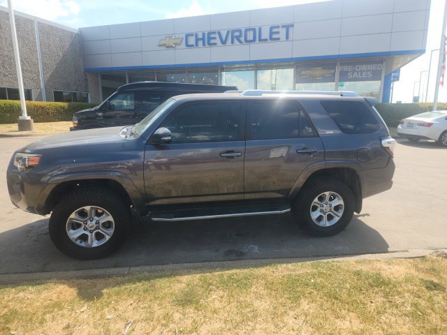 Used 2017 Toyota 4Runner SR5 Premium AWD/4WD image 5
