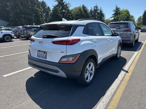 Used 2022 Hyundai Kona SEL w/ Cargo Package AWD/4WD image 3