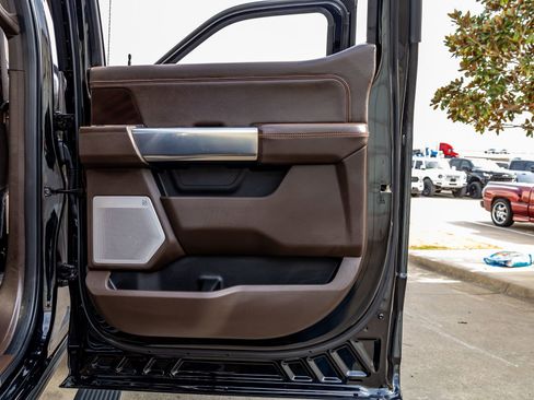 Used 2026 Ford F250 King Ranch w/ Tremor Off-Road Package image 39