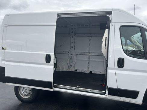 Used 2019 RAM ProMaster 1500 image 6
