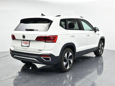 Used 2023 Volkswagen Taos SE AWD/4WD image 7