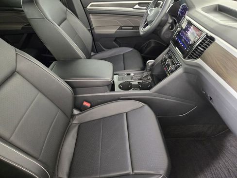 Used 2023 Volkswagen Atlas SE FWD image 15
