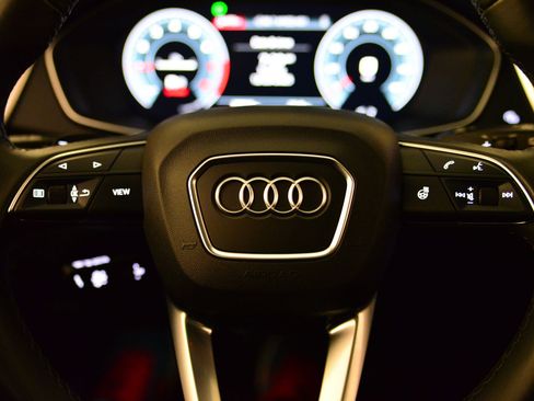 Used 2023 Audi Q5 2.0T Premium Plus w/ Premium Plus Package image 33