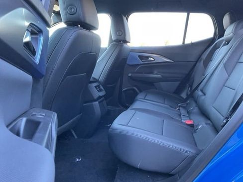 New 2026 Chevrolet Equinox EV LT image 13