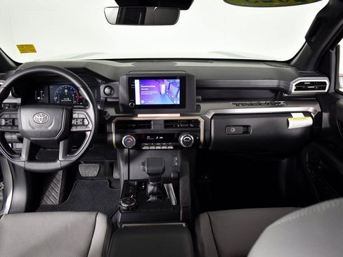 Certified 2025 Toyota Tacoma SR5 image 33