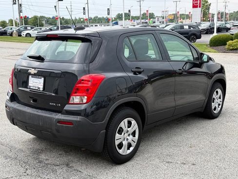 Used 2016 Chevrolet Trax LS w/ LPO, Protection Package FWD image 8