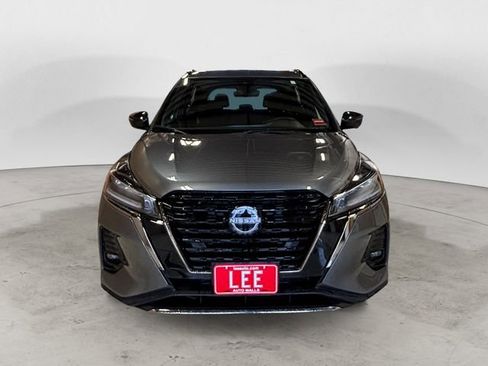 Certified 2023 Nissan Kicks SR w/ Interior Electronics Package image 8