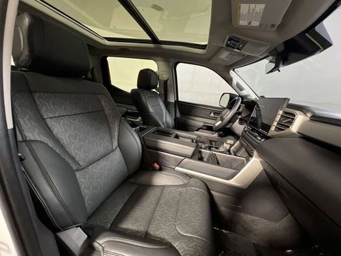 Used 2024 Toyota Tundra Limited image 25