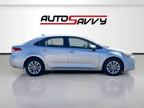 Used 2024 Toyota Corolla Hybrid Sedan FWD image 8