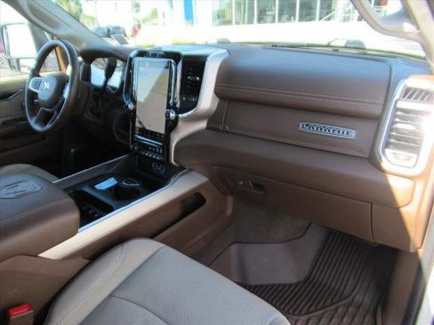 Used 2023 RAM 3500 Laramie image 15
