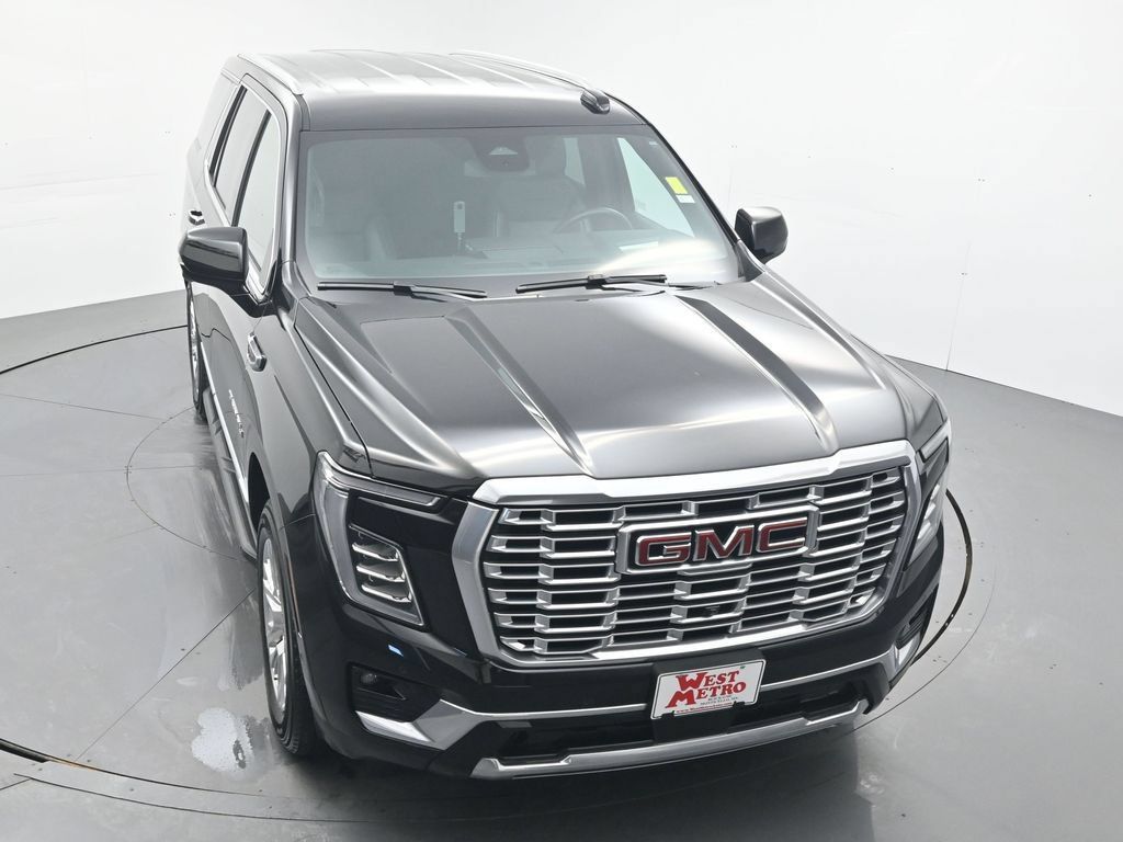 Used 2025 GMC Yukon Denali AWD/4WD image 6