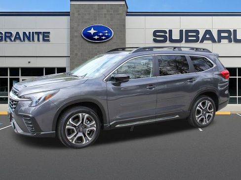 Used 2025 Subaru Ascent Limited AWD/4WD image 6