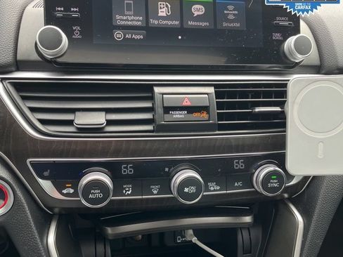 Used 2019 Honda Accord EX image 22