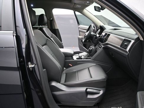 Used 2023 Volkswagen Atlas SE w/ Panoramic Sunroof Package AWD/4WD image 19