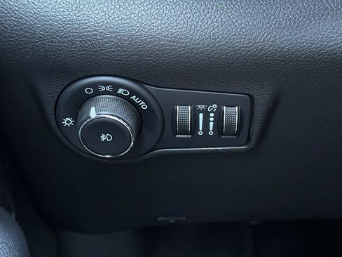 Used 2023 Jeep Compass Trailhawk w/ Trailhawk Elite Group image 31