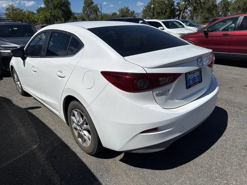 Used 2016 MAZDA MAZDA3 i Touring FWD image 3