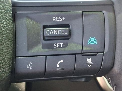 Certified 2026 Nissan Rogue SV w/ SV Premium Package AWD/4WD image 23