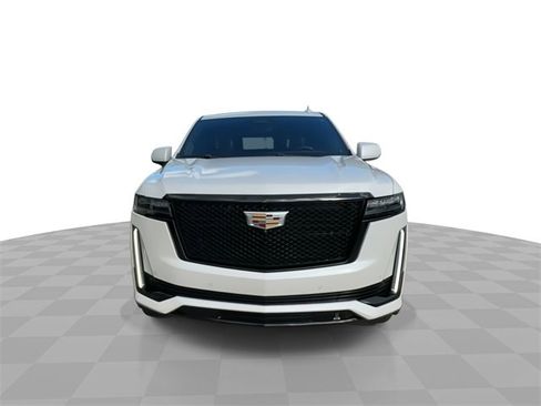 Certified 2022 Cadillac Escalade Sport Platinum image 4