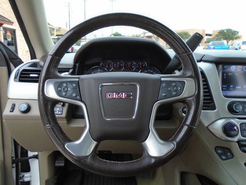 Used 2018 GMC Yukon SLT w/ Open Road Package image 18