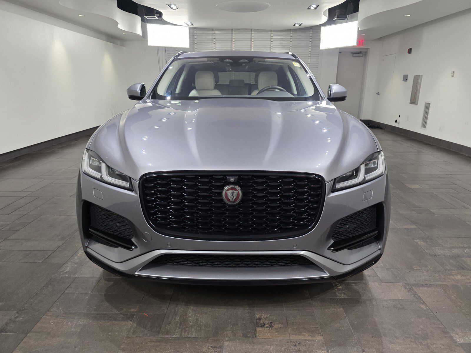 Used 2021 Jaguar F-PACE S AWD/4WD image 2