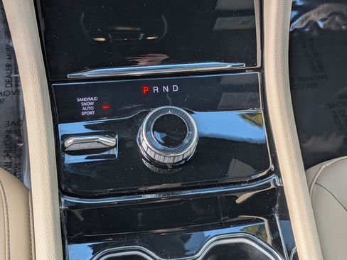 Used 2023 Jeep Grand Cherokee L Limited image 23