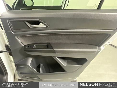 Used 2021 Volkswagen Atlas S FWD image 22