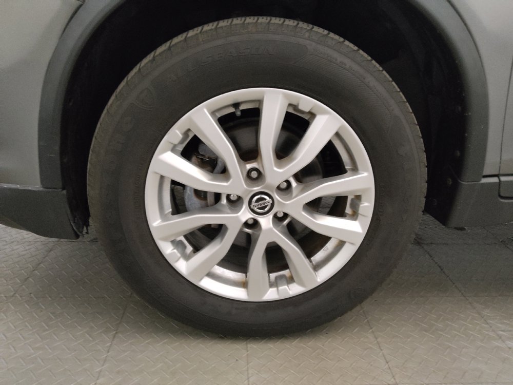 Used 2019 Nissan Rogue S w/ Special Edition Package AWD/4WD image 31