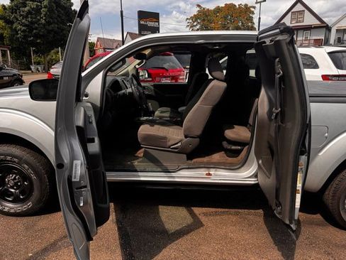 Used 2017 Nissan Frontier S RWD image 13