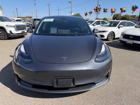 Used 2023 Tesla Model 3 Standard Range RWD image 3