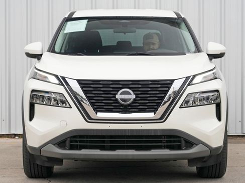 Used 2023 Nissan Rogue SV FWD image 6