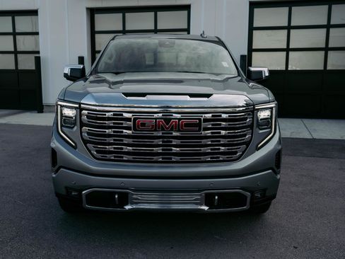 Used 2023 GMC Sierra 1500 Denali image 2