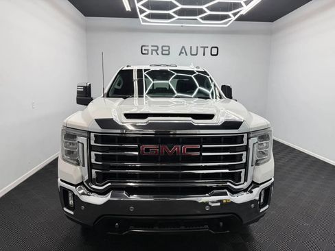 Used 2020 GMC Sierra 2500 SLT w/ SLT Premium Plus Package AWD/4WD image 2