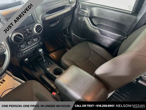 Used 2016 Jeep Wrangler Unlimited Sport w/ Quick Order Package 24S AWD/4WD image 20