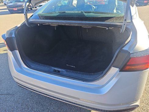 Used 2022 Nissan Altima 2.5 SR image 25