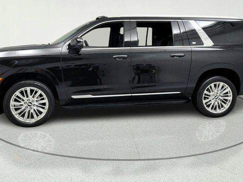 Used 2025 Cadillac Escalade ESV Premium Luxury w/ LPO, Floor Liner Package AWD/4WD image 2