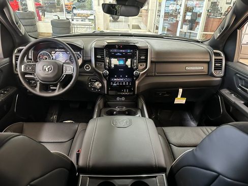 New 2026 RAM 1500 Laramie w/ Off Road Group image 14