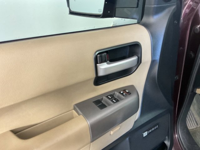 Used 2012 Toyota Sequoia Limited AWD/4WD image 7