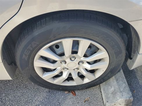 Used 2013 Nissan Altima 2.5 S image 5