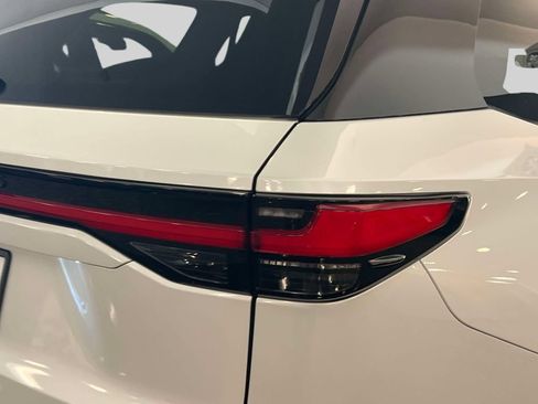 New 2026 Lexus TX 500h AWD image 9